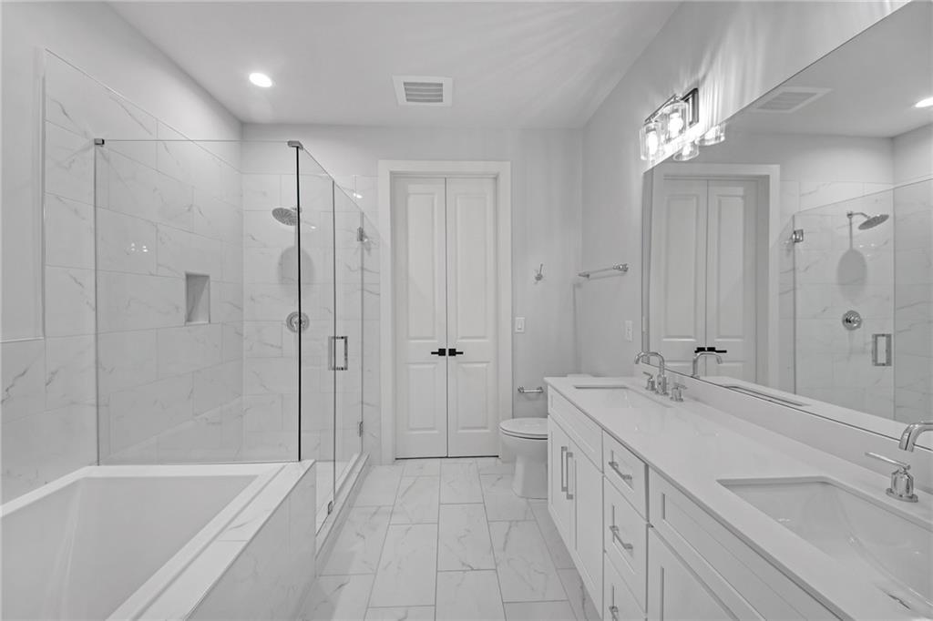 6890 Peachtree Dunwoody Road Unit 104