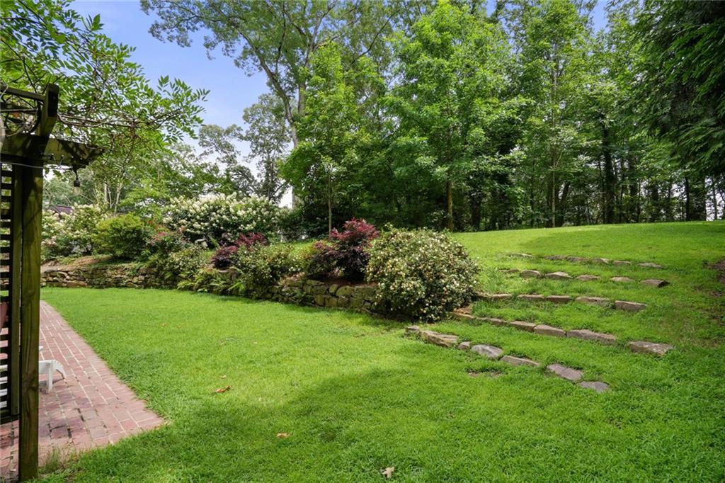 300 STONE MILL Trail