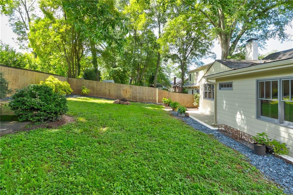 135 Martha Avenue NE