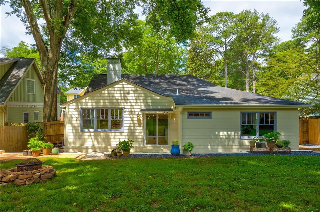 135 Martha Avenue NE