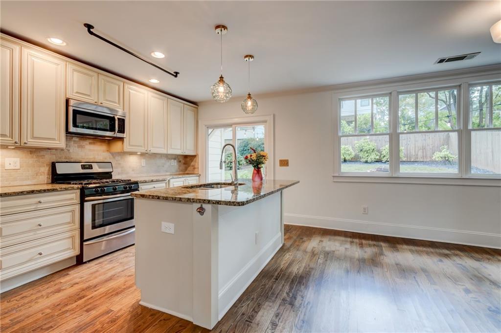 135 Martha Avenue NE