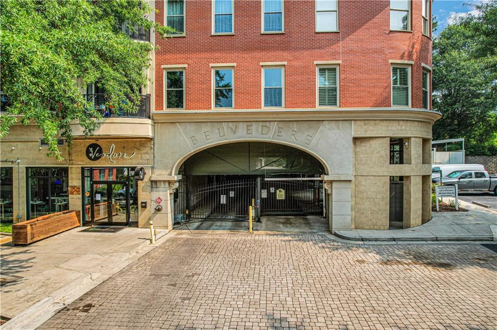 560 Dutch Valley Road Unit 2412