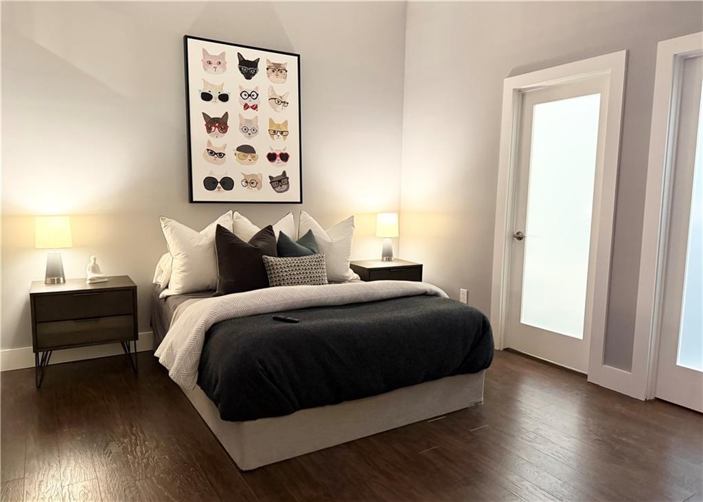 560 Dutch Valley Road Unit 2412