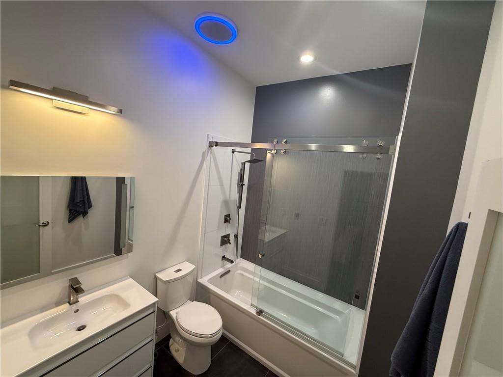 560 Dutch Valley Road Unit 2412