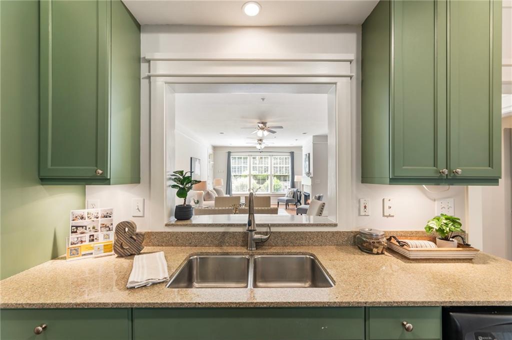 273 12th Street NE Unit 111