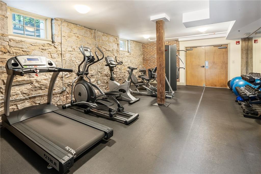 273 12th Street NE Unit 111
