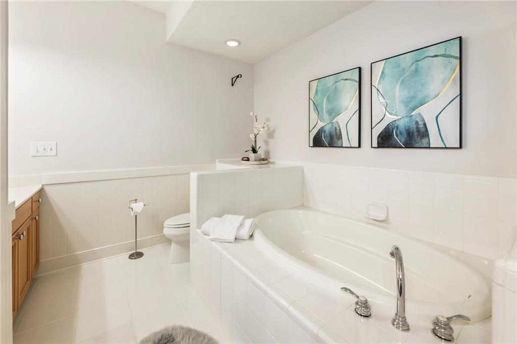 273 12th Street NE Unit 111