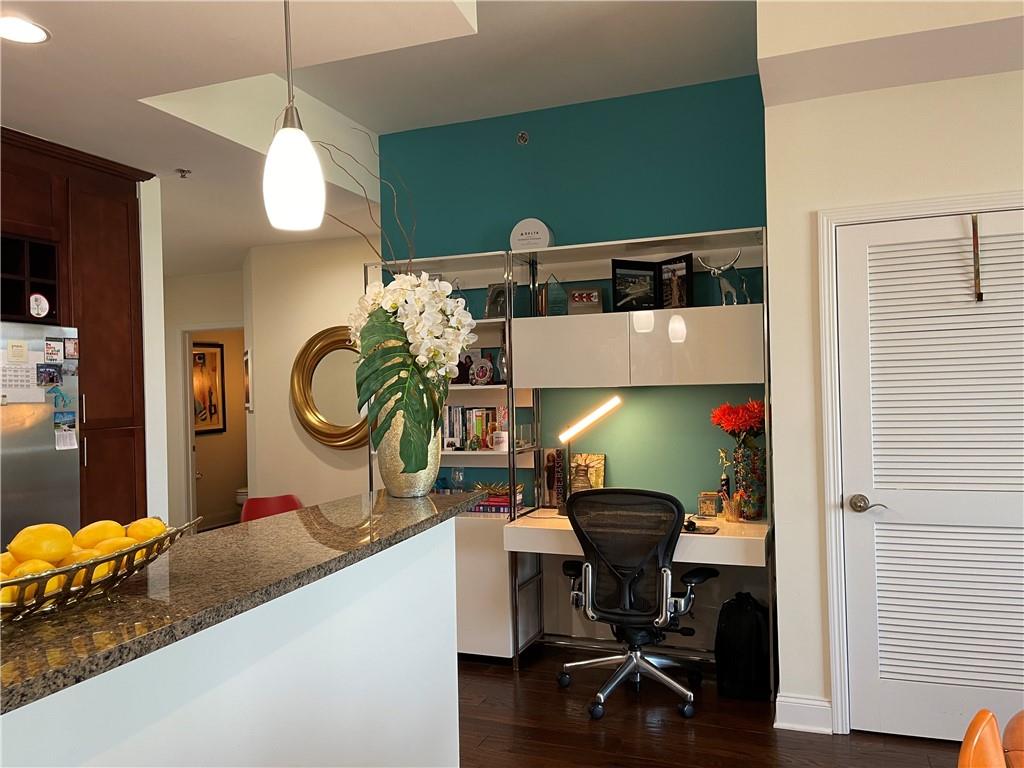 270 17th Street NW Unit 1908