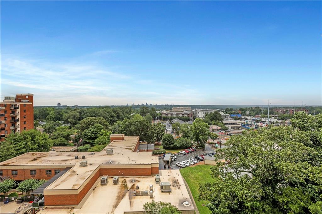 300 Johnson Ferry Road NE Unit B1002