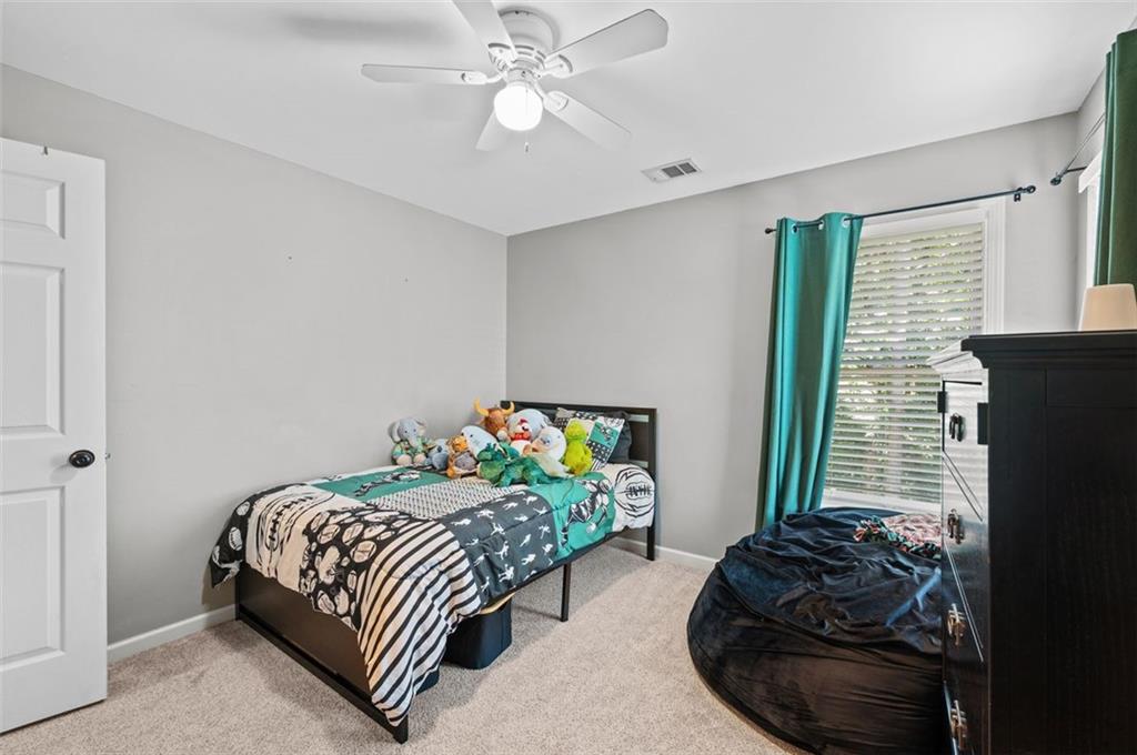 1015 LEGACY Walk