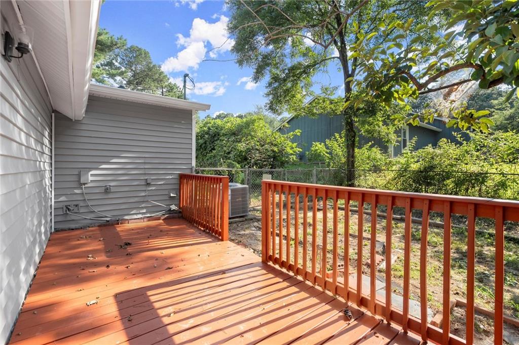 2580 Snake Court