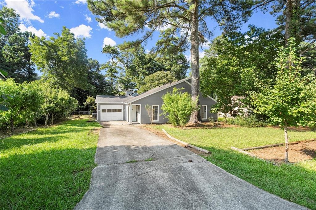 2580 Snake Court