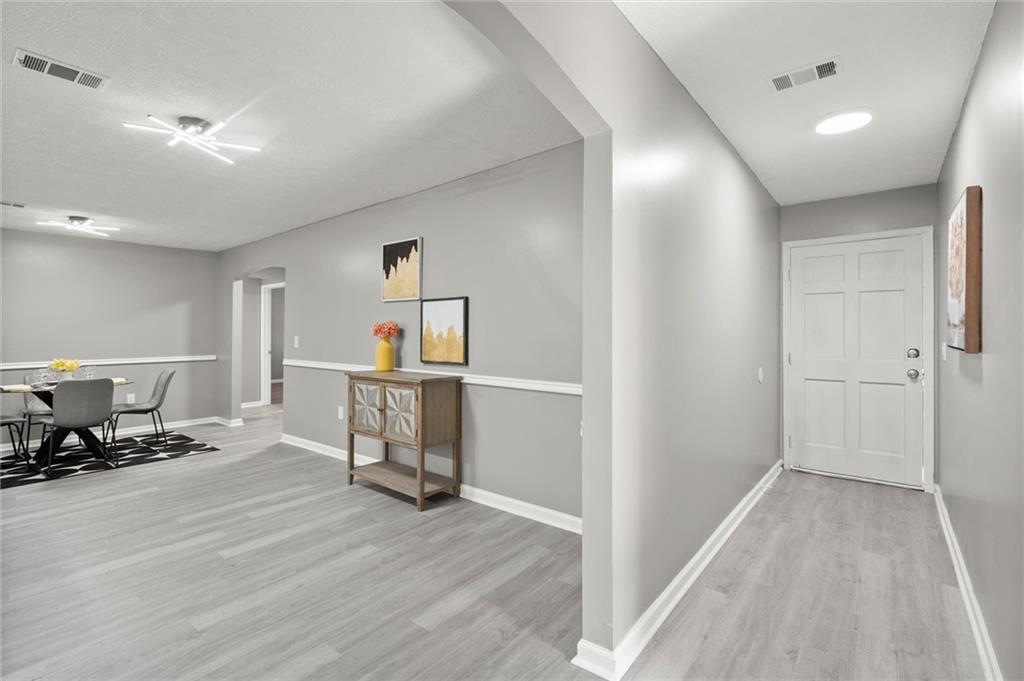 2580 Snake Court
