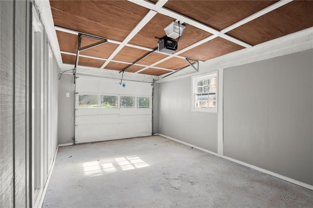 2580 Snake Court