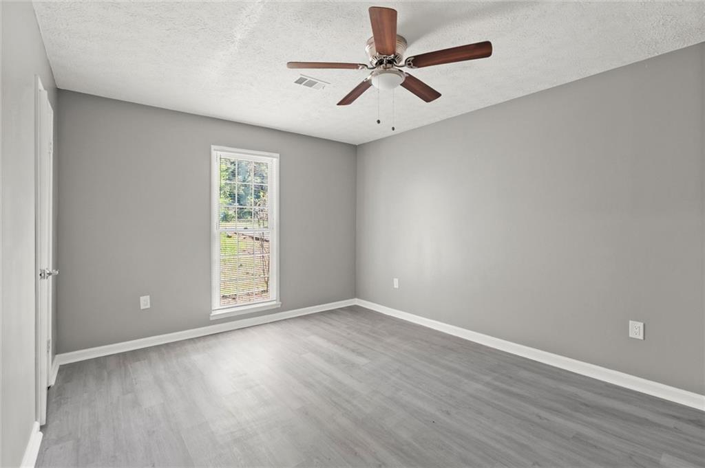2580 Snake Court