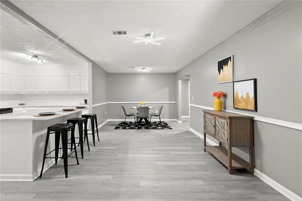 2580 Snake Court