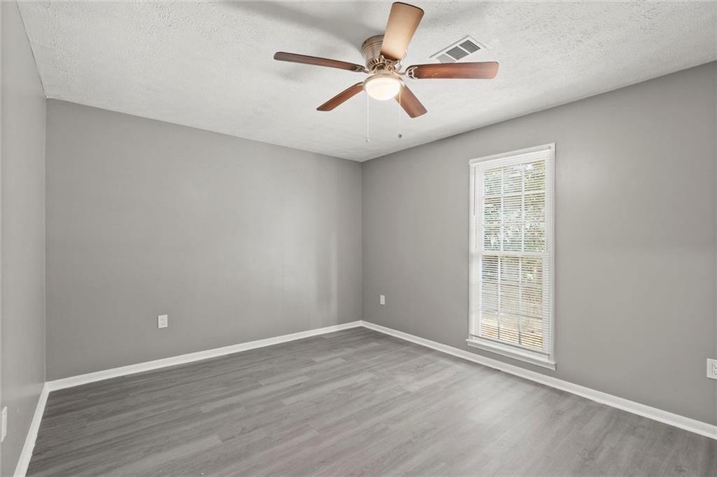2580 Snake Court