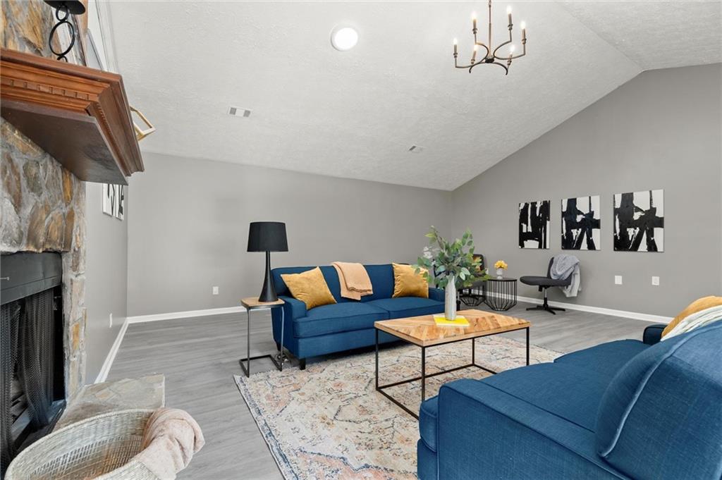 2580 Snake Court