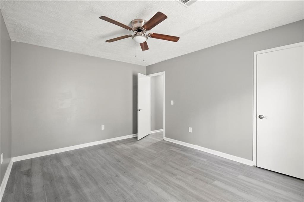 2580 Snake Court