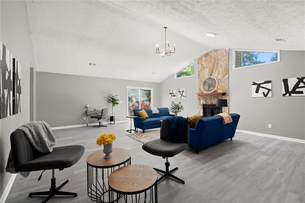 2580 Snake Court