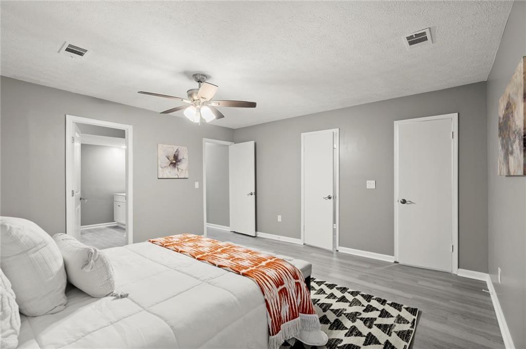 2580 Snake Court