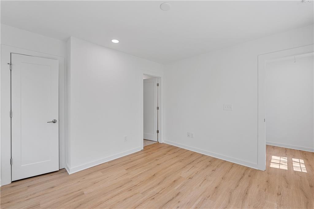 237 Howard Street NE Unit 5