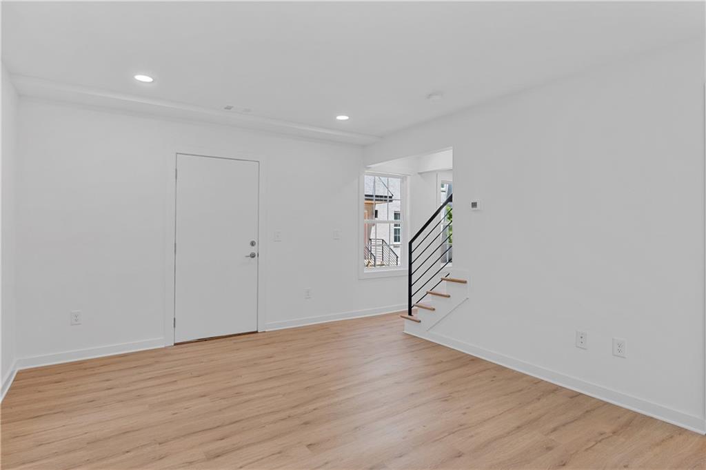 237 Howard Street NE Unit 5