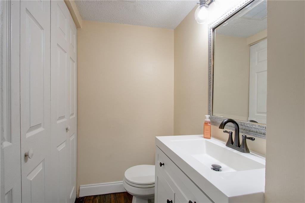 6900 Roswell Road Unit G5