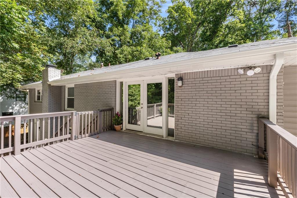 3426 Creatwood Trail SE