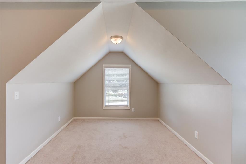 4729 Shady Lake Circle