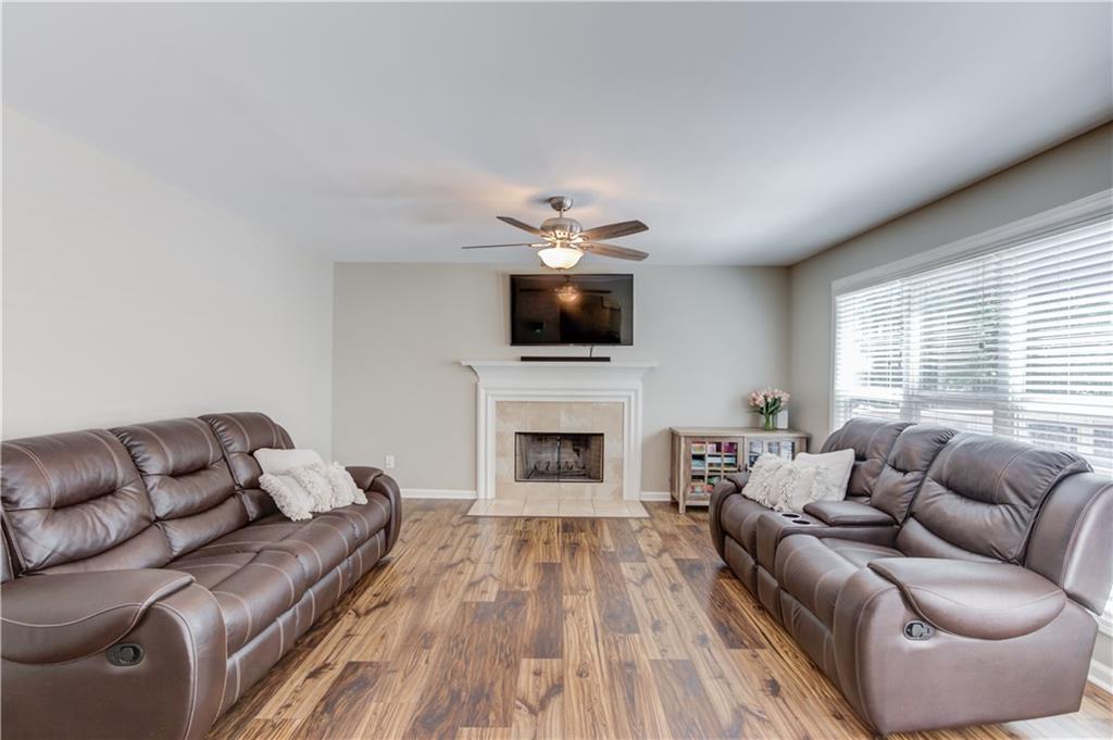 4729 Shady Lake Circle