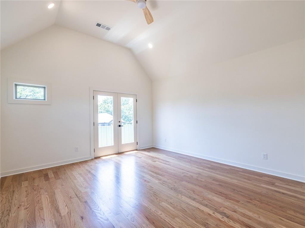 152 South Avenue SE