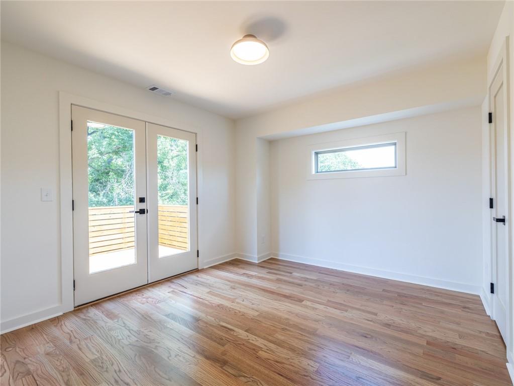 152 South Avenue SE