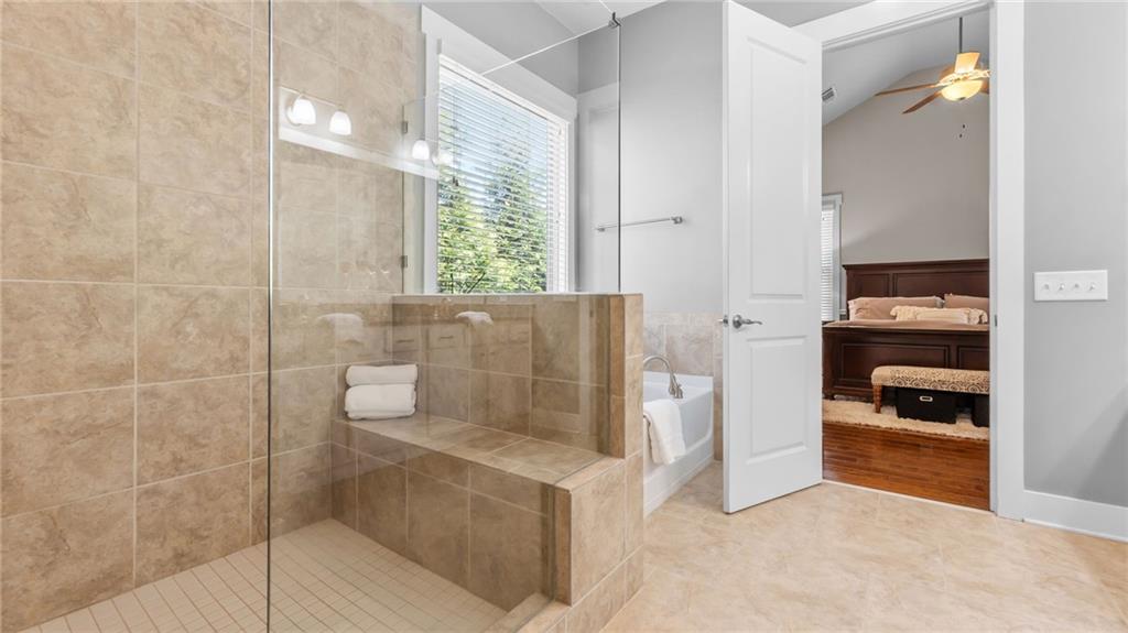 347 Woodridge Pass