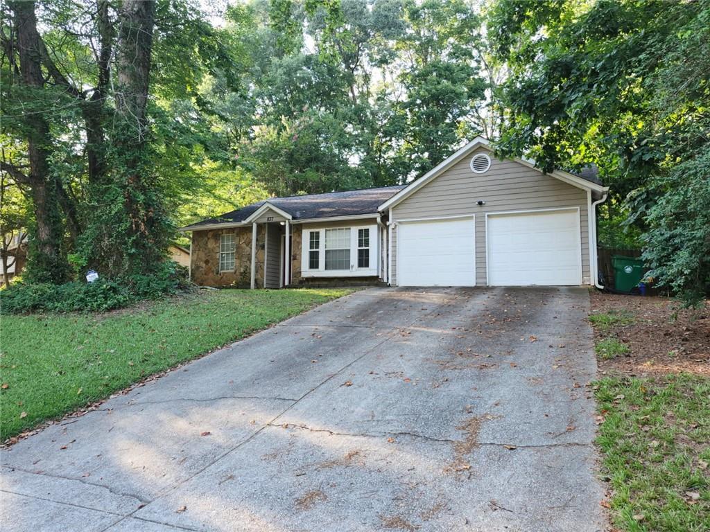 837 Forest Path