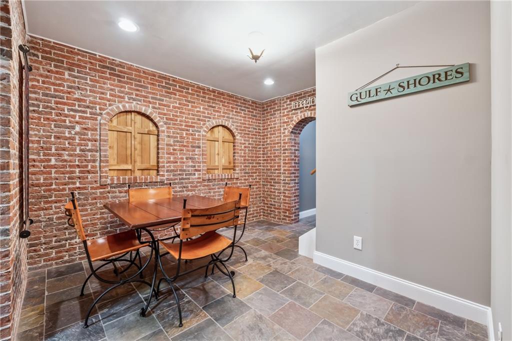 3775 Banyon Lane