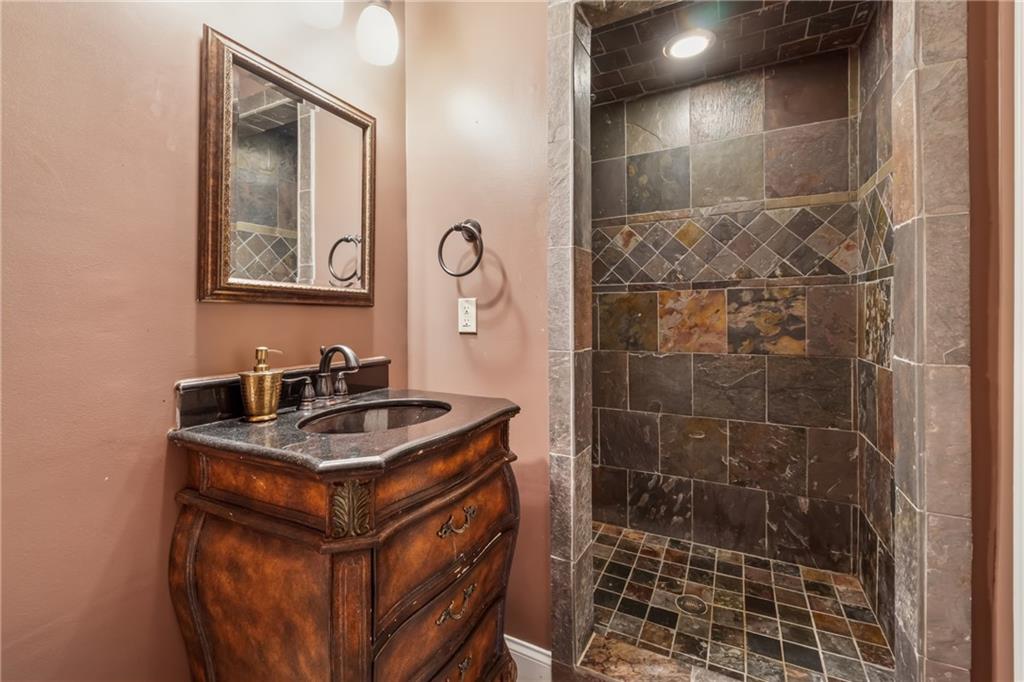 3775 Banyon Lane