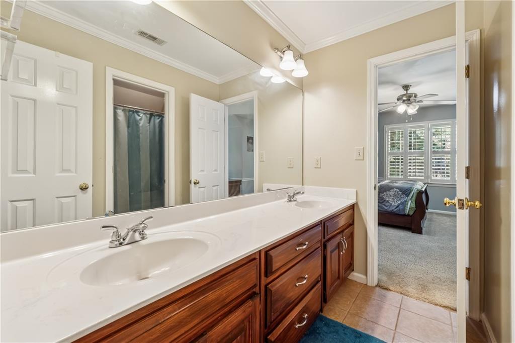3775 Banyon Lane