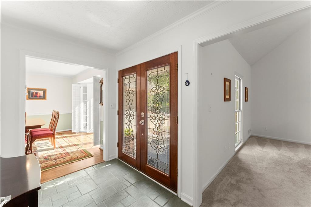 8390 Valley Tarn
