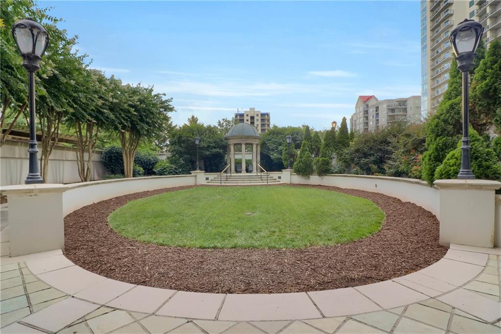 195 14th Street NE Unit 406