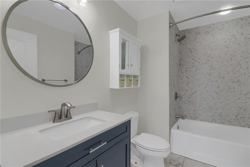 195 14th Street NE Unit 406