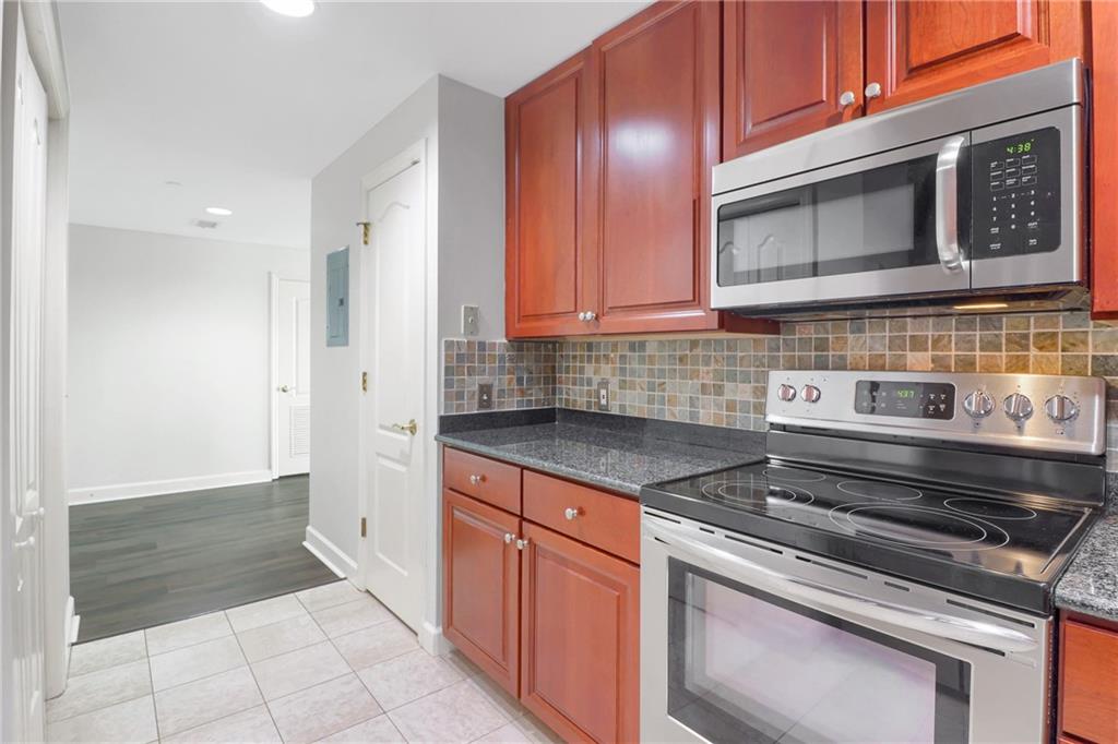 195 14th Street NE Unit 406
