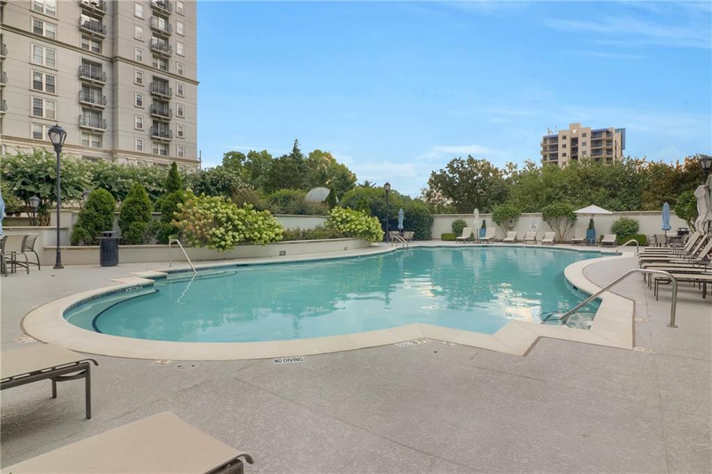 195 14th Street NE Unit 406
