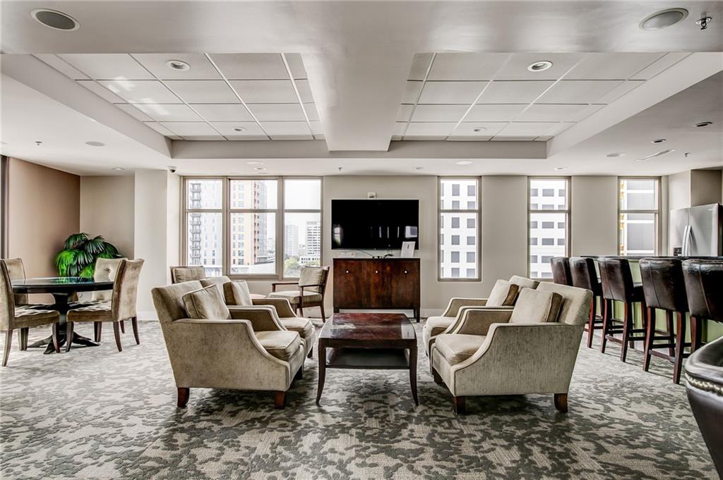 565 Peachtree Street NE Unit 1303