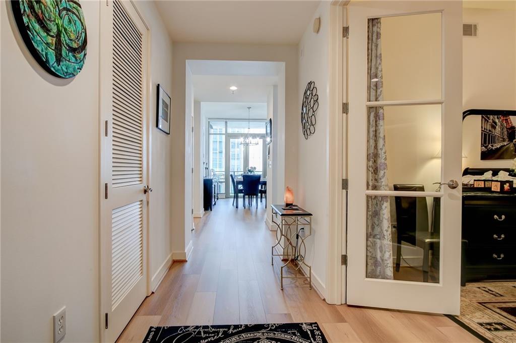 565 Peachtree Street NE Unit 1303