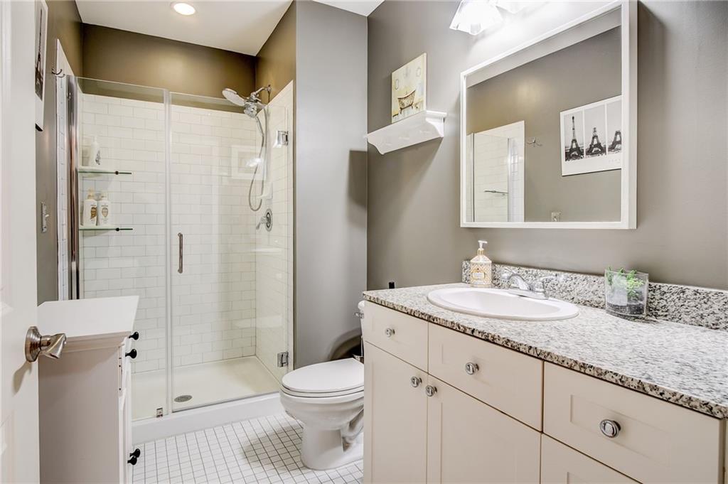 565 Peachtree Street NE Unit 1303