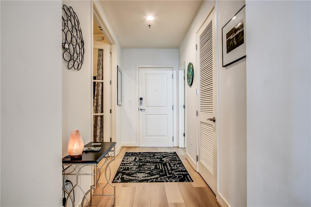 565 Peachtree Street NE Unit 1303