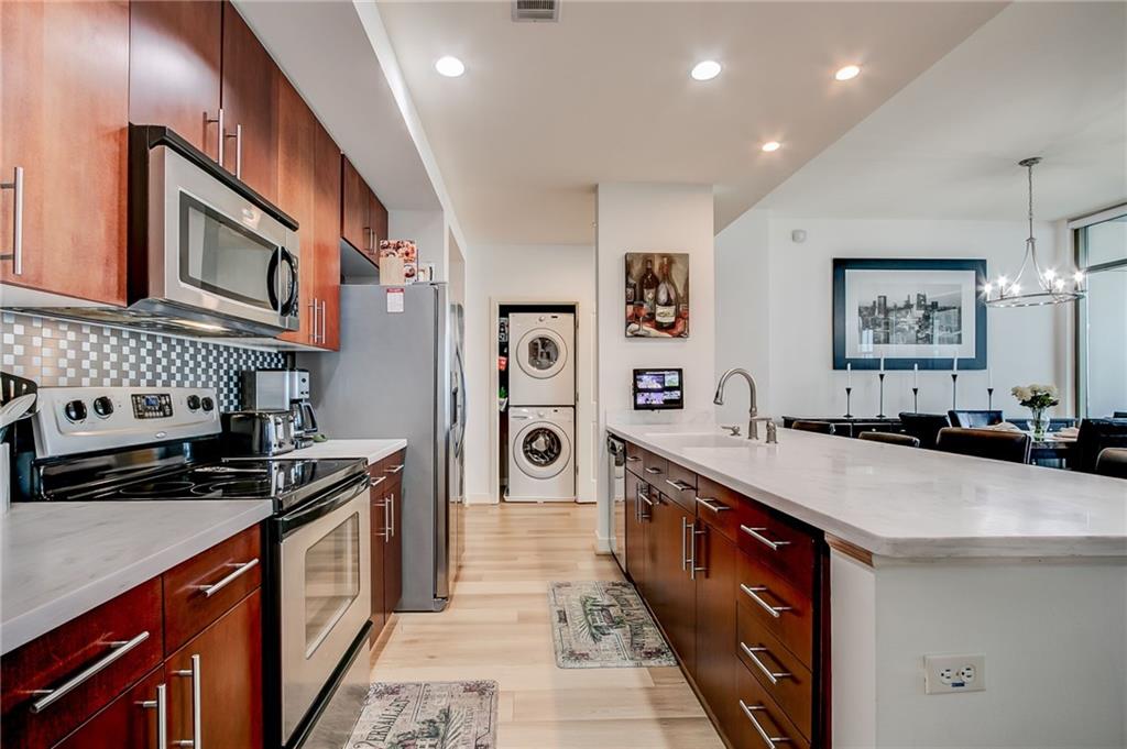 565 Peachtree Street NE Unit 1303