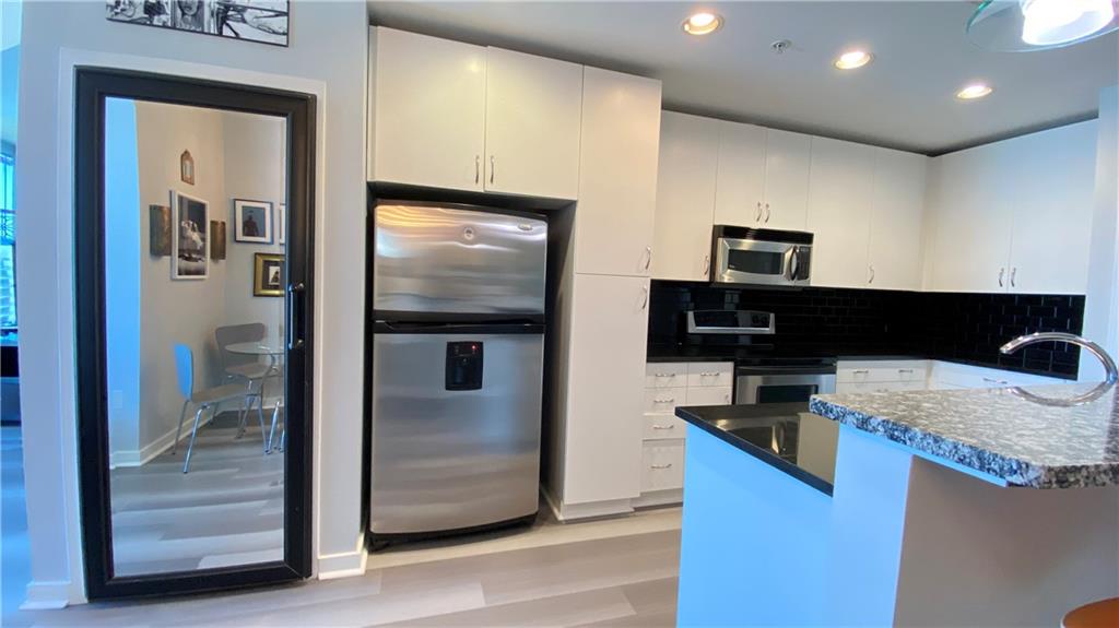 860 Peachtree Street NE Unit 2010