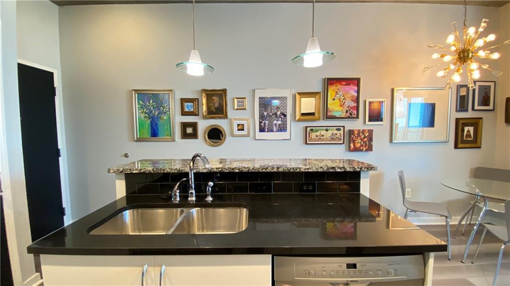 860 Peachtree Street NE Unit 2010